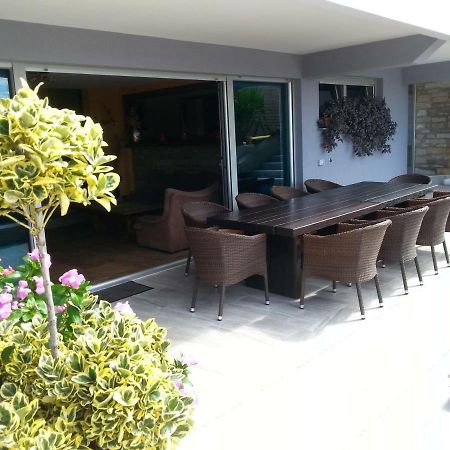 Apartment Nella קוסטרנה מראה חיצוני תמונה