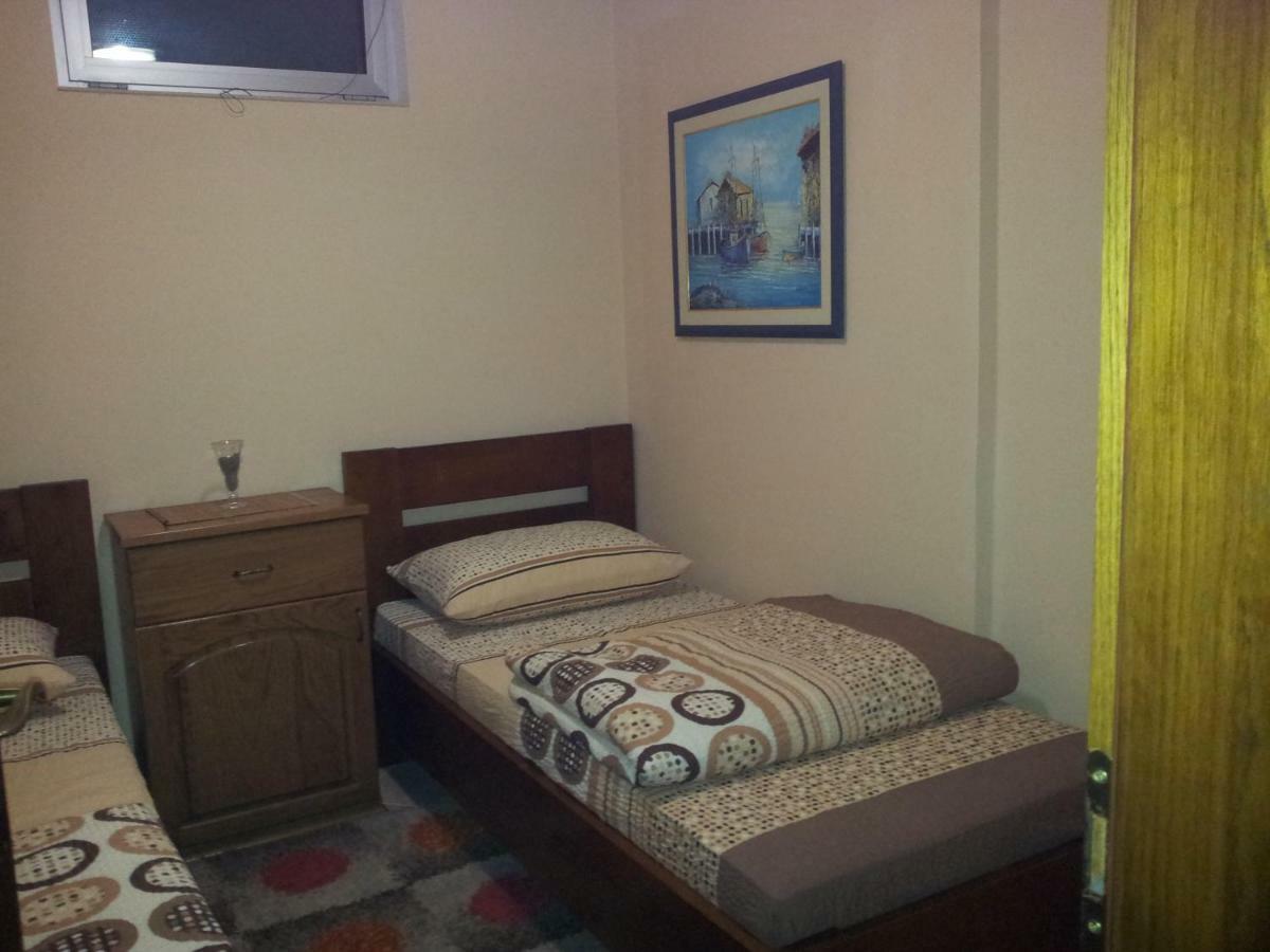 Apartment Nella קוסטרנה מראה חיצוני תמונה