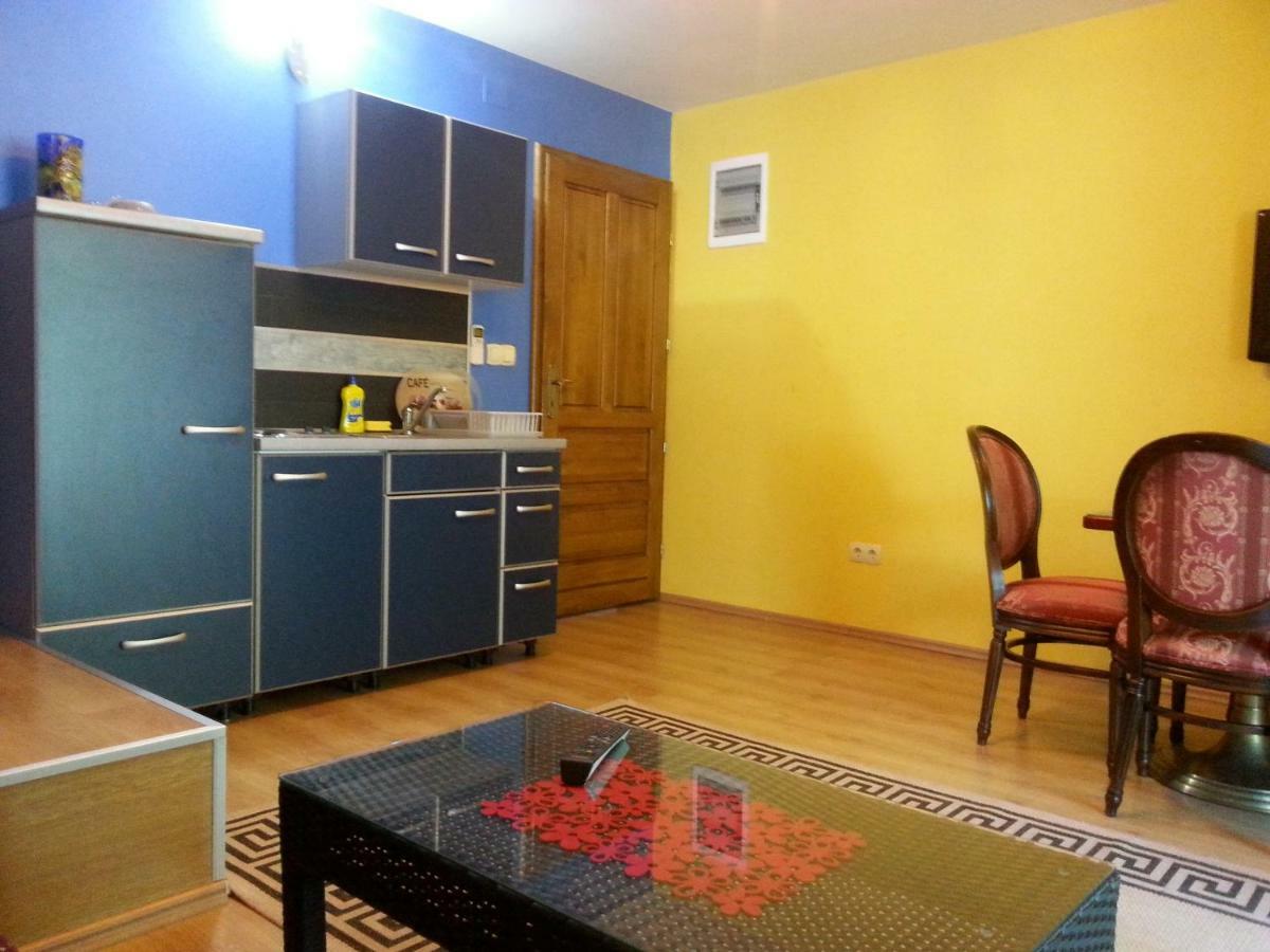 Apartment Nella קוסטרנה מראה חיצוני תמונה